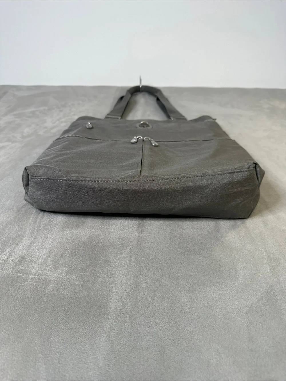 Baggallini Everyday Tote Bag - Minimalist Shoulder tablet/laptop bag